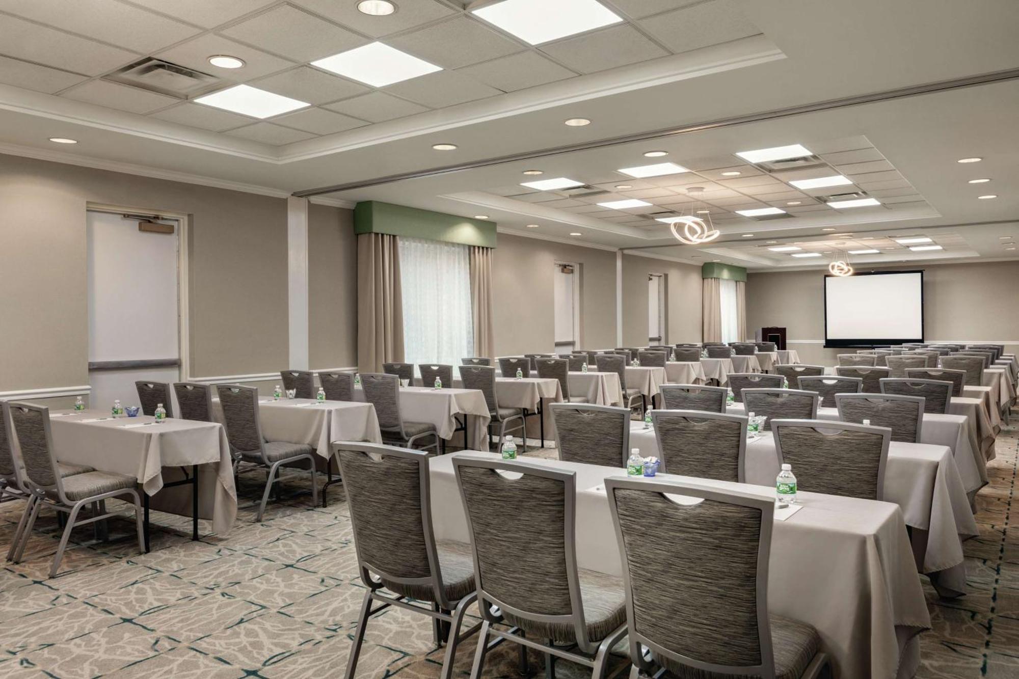 Hilton Garden Inn Bridgewater Exterior foto